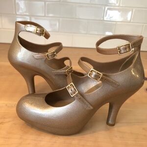 RARE Vivienne Westwood Gold Glitter High Heels Triple Strap size 9